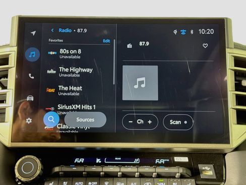 Used 2026 Toyota Sequoia Platinum w/ Tow Technology Package AWD/4WD image 15