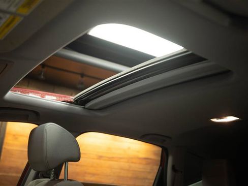 Used 2022 Honda CR-V EX image 29