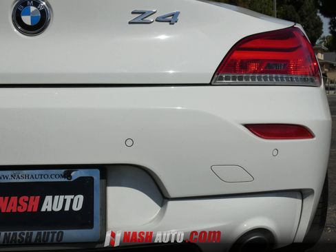 Used 2015 BMW Z4 sDrive35is RWD image 10