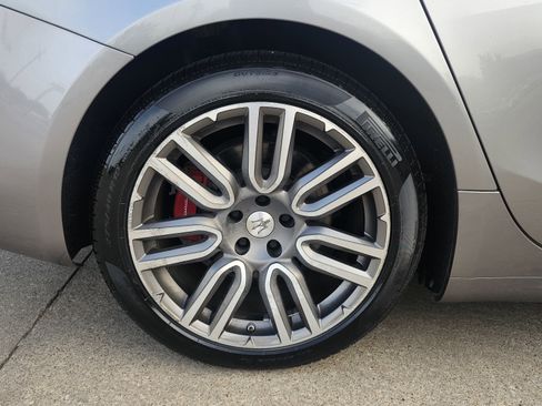 Used 2018 Maserati Ghibli GranLusso image 15