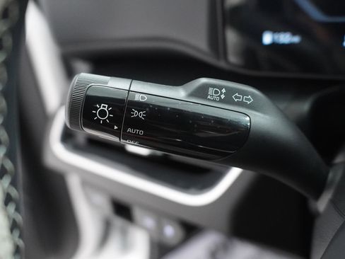 Used 2025 Kia K4 GT-Line w/ GT-Line Premium Package FWD image 9