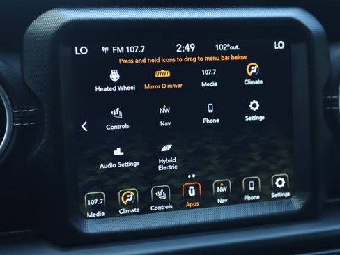 Used 2022 Jeep Wrangler Unlimited Sahara w/ Cold Weather Group image 16