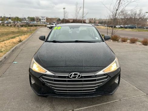 Used 2020 Hyundai Elantra SEL w/ Cargo Package (C1) FWD image 2