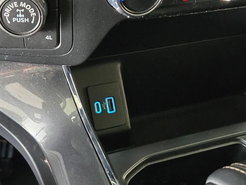 Used 2022 Ford F150 XLT w/ Equipment Group 302A High AWD/4WD image 29