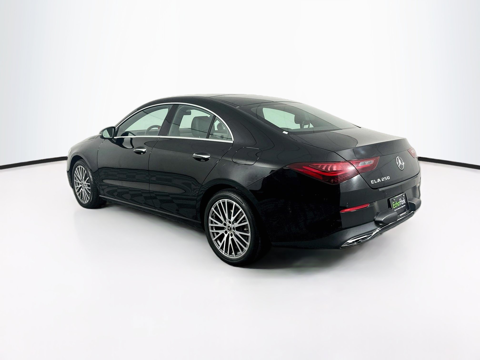 Used 2025 Mercedes-Benz CLA 250 image 5
