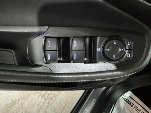 Used 2023 Buick Encore GX Preferred w/ Cold Weather Comfort Package AWD/4WD image 17