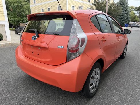 Used 2013 Toyota Prius C One FWD image 6