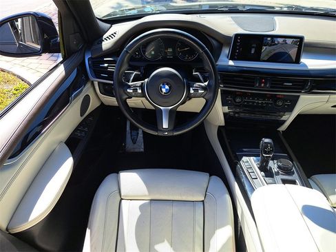 Used 2018 BMW X5 xDrive50i image 15
