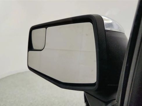 Used 2023 Chevrolet Silverado 1500 LT AWD/4WD image 24