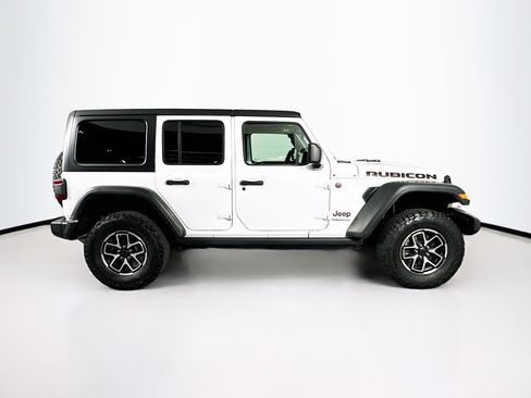 Used 2024 Jeep Wrangler Unlimited Rubicon image 10