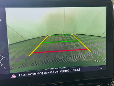 Used 2023 Volkswagen ID.4 2WD image 23