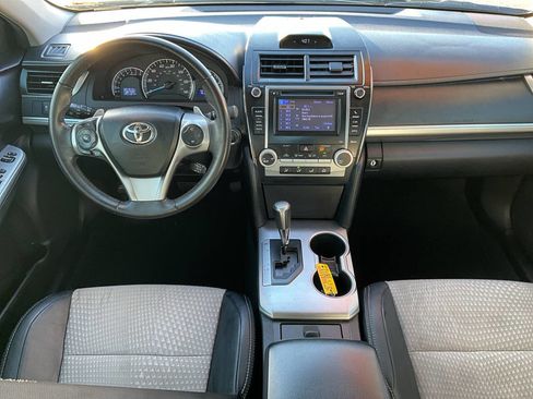Used 2012 Toyota Camry SE image 14