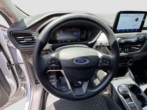 Used 2025 Ford Escape Active FWD image 11