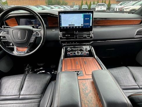 Used 2023 Lincoln Navigator Black Label image 21
