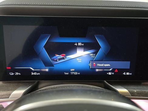Used 2023 BMW i7 xDrive60 AWD/4WD image 6