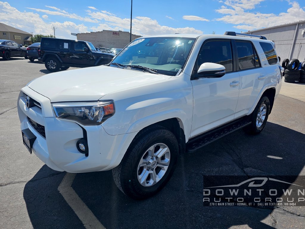 Used 2022 Toyota 4Runner SR5 Premium AWD/4WD image 7