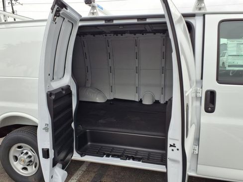 New 2025 Chevrolet Express 2500 w/ Driver Convenience Package image 8