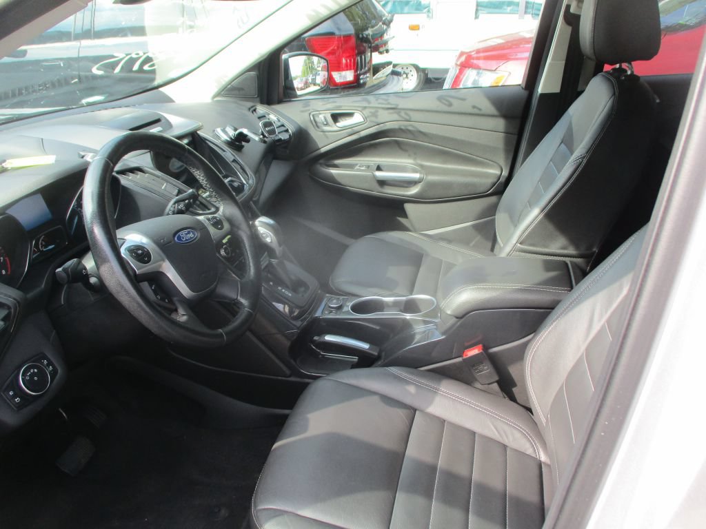Used 2016 Ford Escape Titanium AWD/4WD image 11