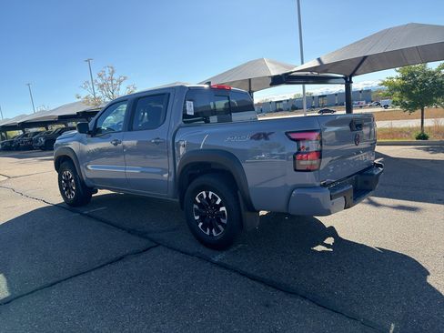 Used 2024 Nissan Frontier PRO-4X w/ Technology Package image 8