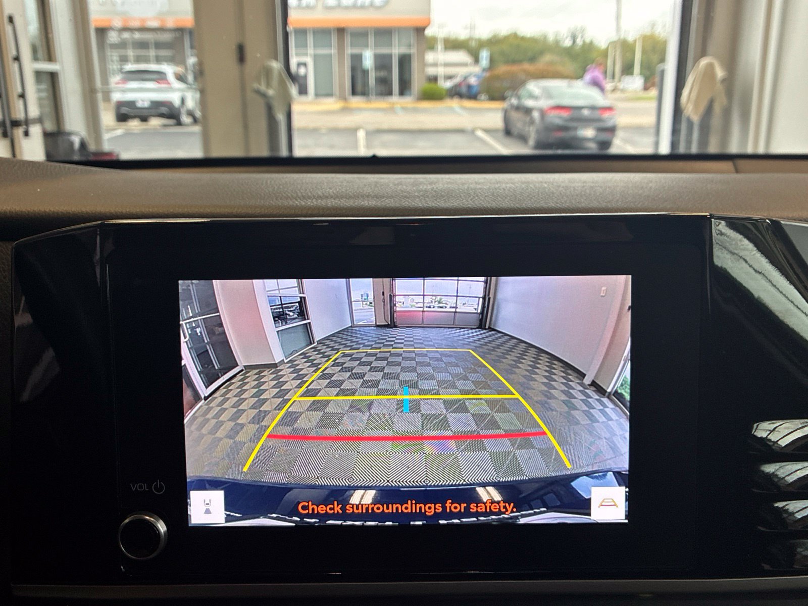 Used 2025 Toyota Camry LE FWD image 26