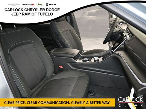 Used 2025 Jeep Grand Cherokee L Laredo image 48