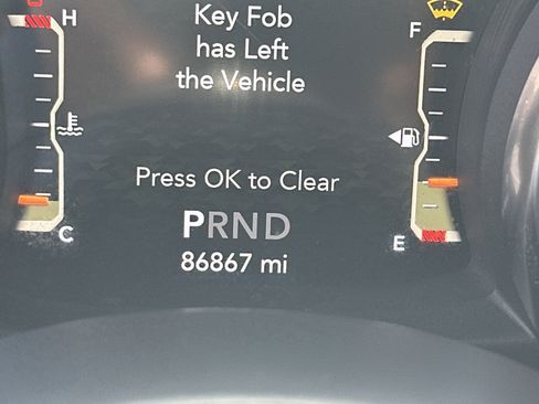 Used 2020 Jeep Gladiator Overland w/ Trailer Tow Package image 30