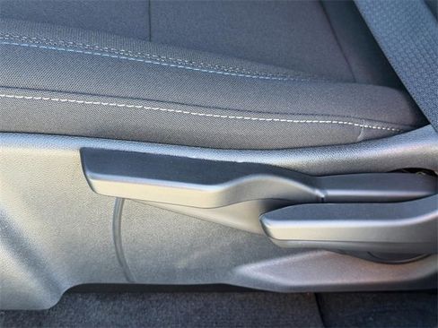 New 2026 Chevrolet Equinox EV LT w/ Midnight Package image 15