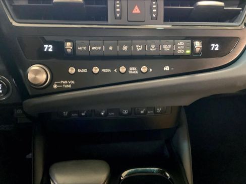 Used 2024 Lexus ES 350 Ultra Luxury image 34