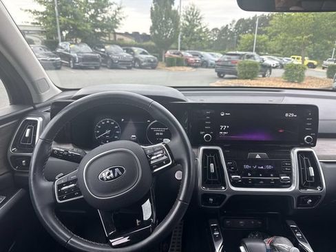 Certified 2021 Kia Sorento SX Prestige AWD/4WD image 4