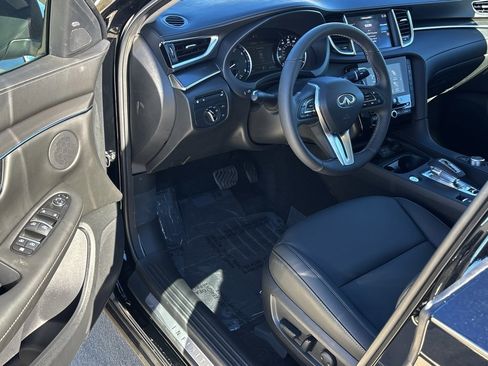 New 2025 INFINITI QX50 Pure image 7