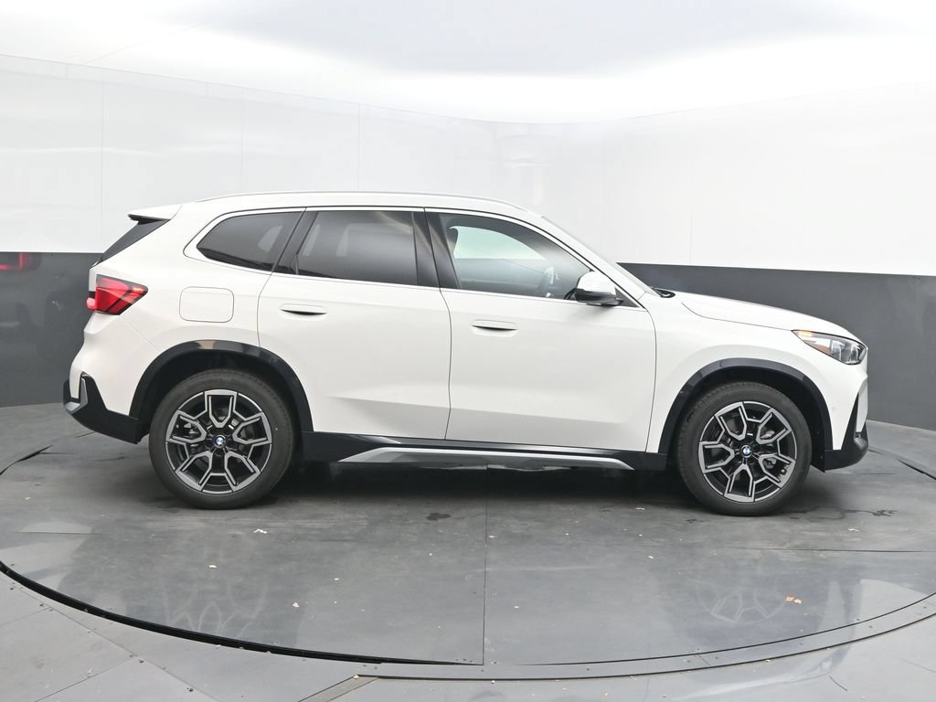 New 2026 BMW X1 xDrive28i w/ Convenience Package AWD/4WD image 8