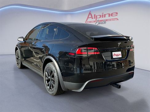 Used 2023 Tesla Model X image 3