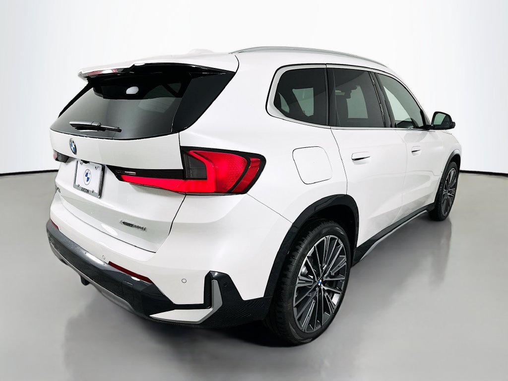 Used 2026 BMW X1 xDrive28i w/ Technology Package AWD/4WD image 5