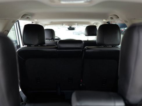 Used 2019 INFINITI QX60 Luxe w/ Essential Package image 33