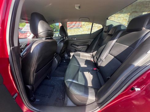 Used 2021 Nissan Altima 2.5 SR FWD image 15