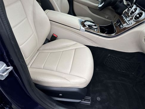 Used 2017 Mercedes-Benz C 300 Sedan image 18