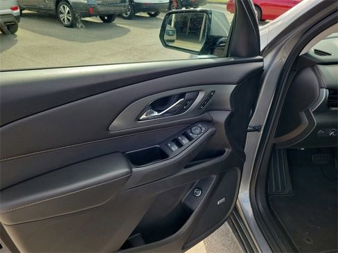 Used 2019 Chevrolet Traverse Premier w/ Driver Confidence II Package image 19