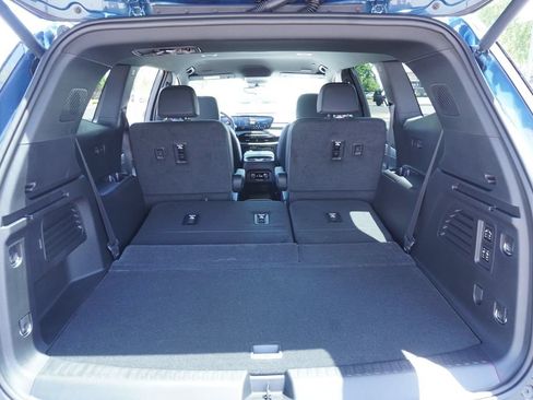 New 2026 Buick Enclave Preferred w/ Power Package FWD image 8
