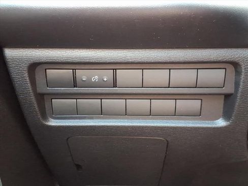 Used 2023 Mitsubishi Outlander ES image 20