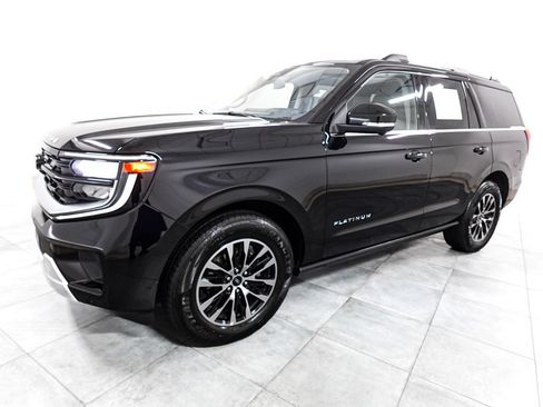 Certified 2025 Ford Expedition Platinum AWD/4WD image 5