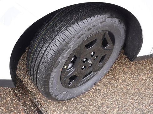 New 2026 Kia Carnival LXS image 9