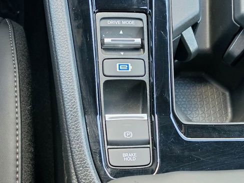 Used 2025 Honda Accord Sport image 26