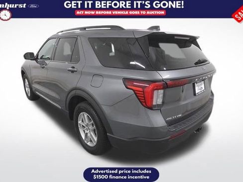 Certified 2025 Ford Explorer Active image 3