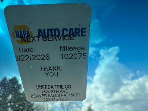 Used 2017 Subaru Outback 2.5i Limited AWD/4WD image 23