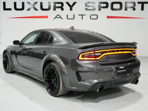 Used 2021 Dodge Charger Scat Pack image 3