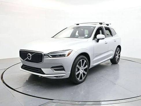 Used 2021 Volvo XC60 T5 Inscription FWD image 3