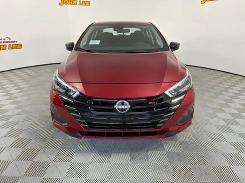 New 2025 Nissan Versa SR w/ Trunk Package FWD image 9