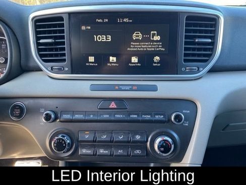 Used 2020 Kia Sportage S w/ S FWD Sunroof Package image 11