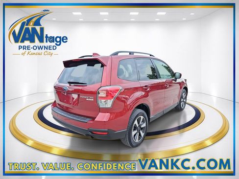 Used 2017 Subaru Forester 2.5i Premium w/ All-Weather Package AWD/4WD image 6