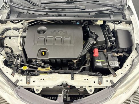 Used 2016 Toyota Corolla LE FWD image 28